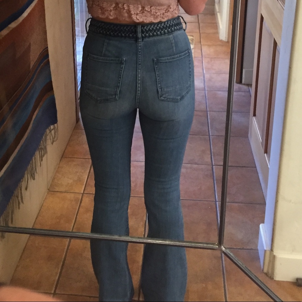 Kendall & Kylie Braided Belt Indigo Flare Jeans